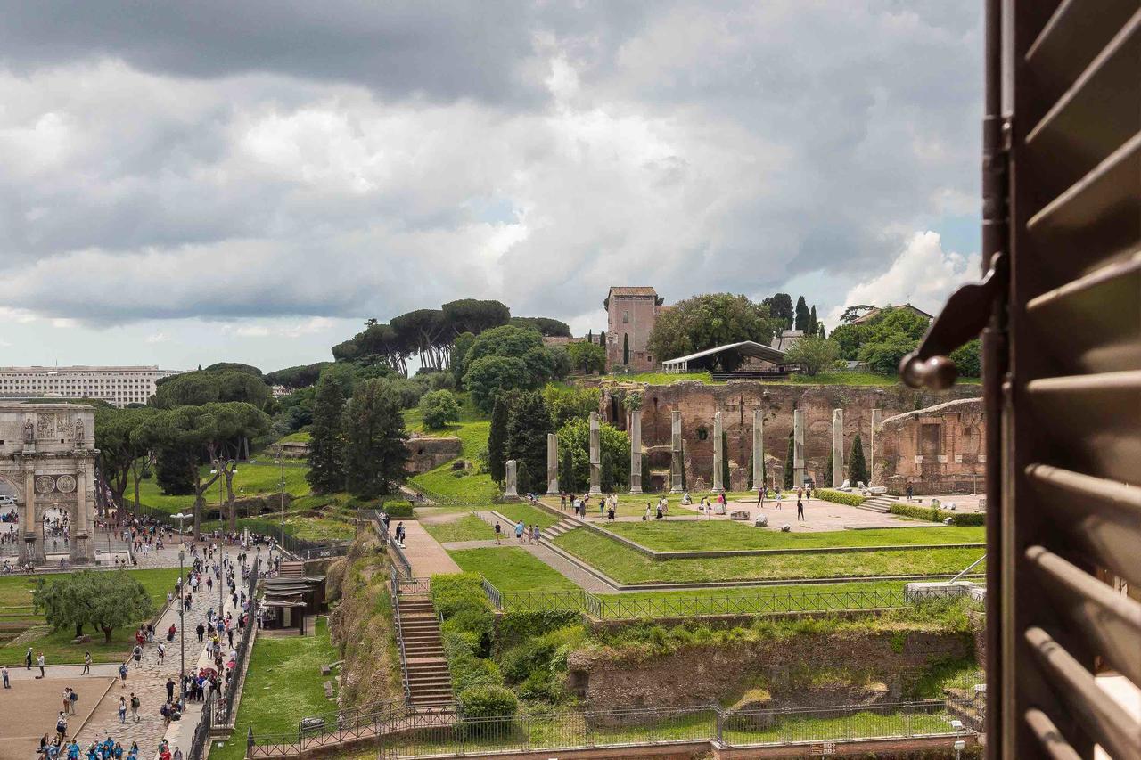Amazing View Colosseo Rome Luaran gambar
